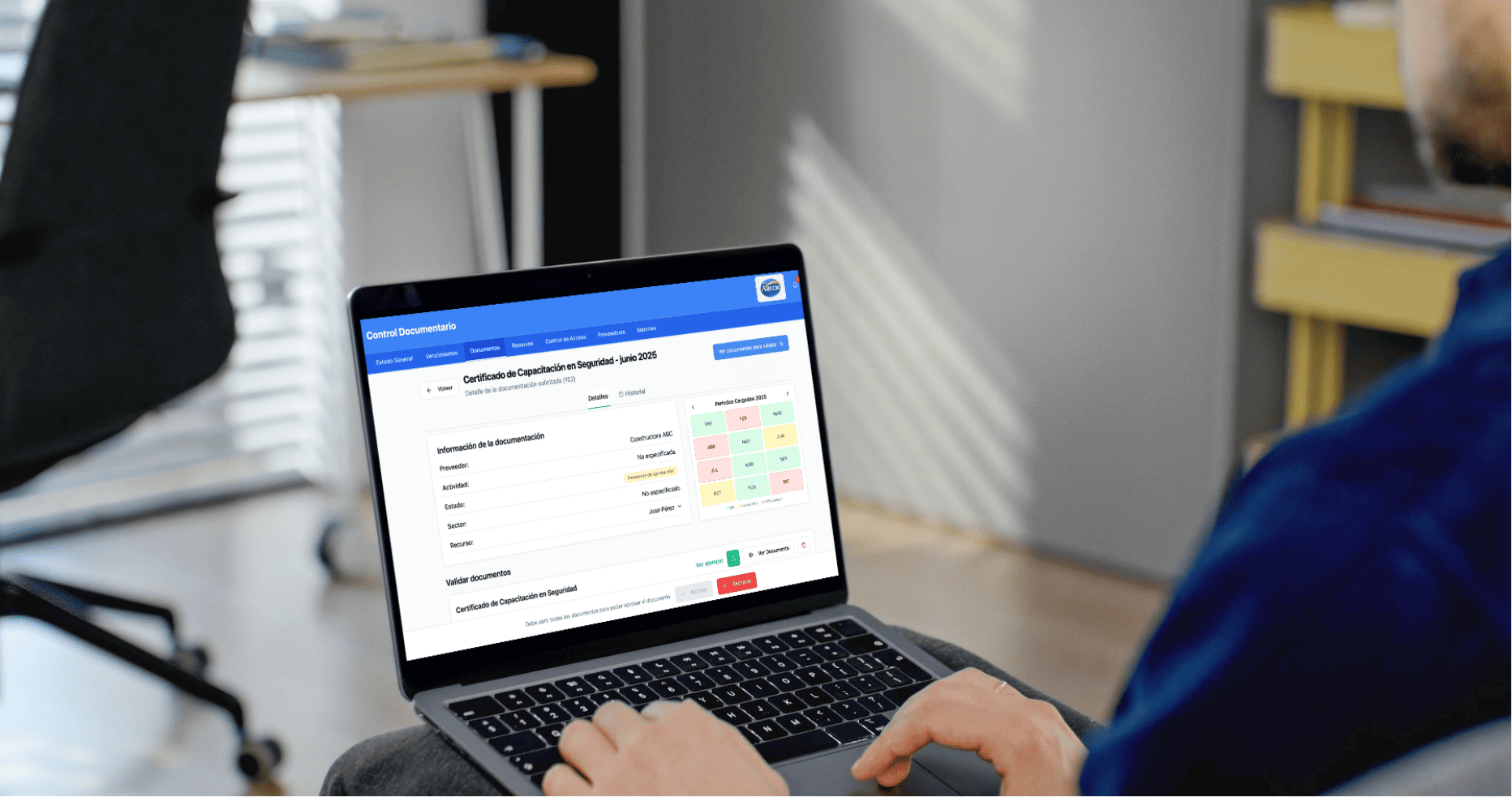 Dashboard de control documentario para contratistas - Gestión de documentos, validación con IA y control de accesos
